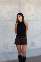 Short Amelia Chocolate líneas
