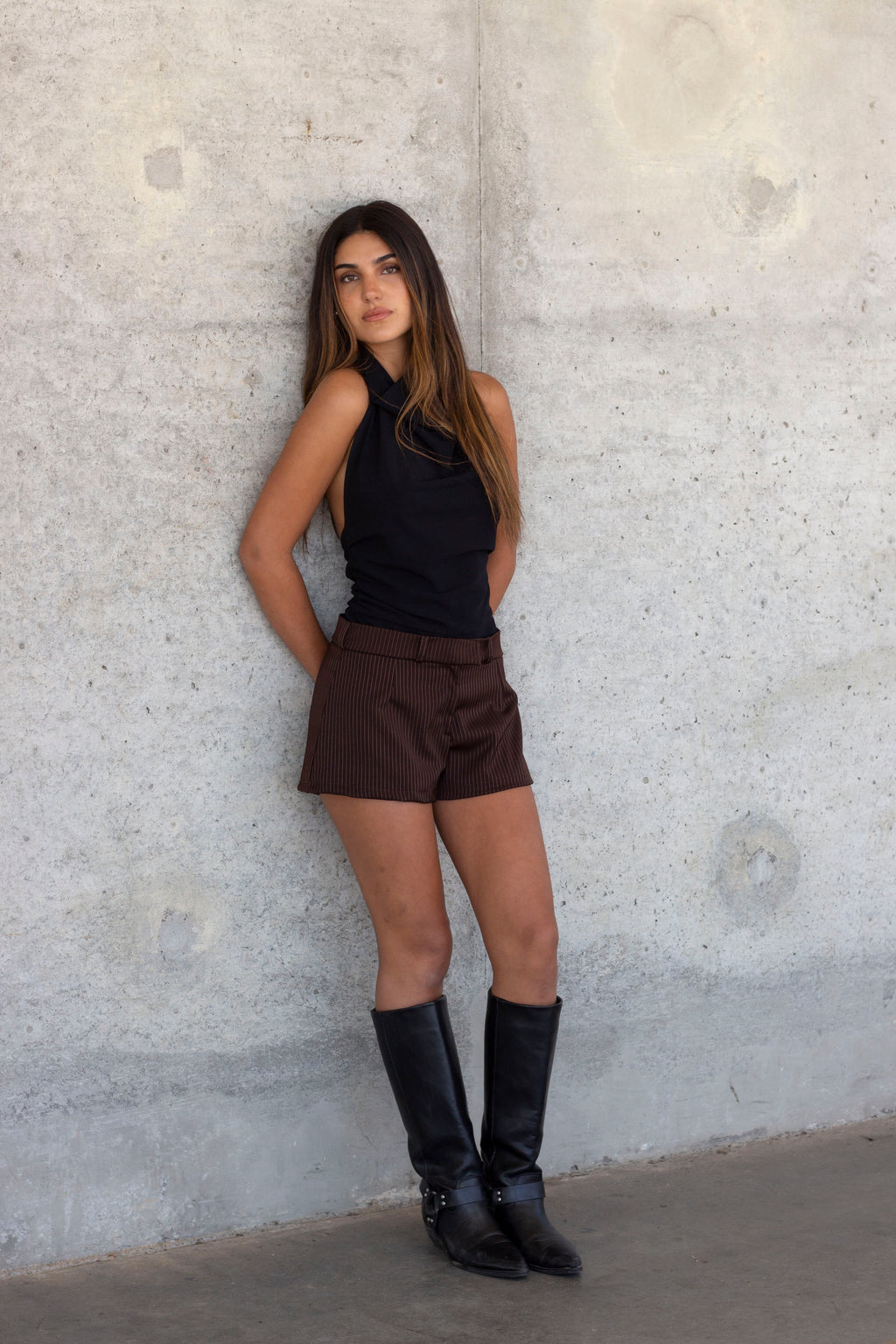 Short Amelia Chocolate líneas